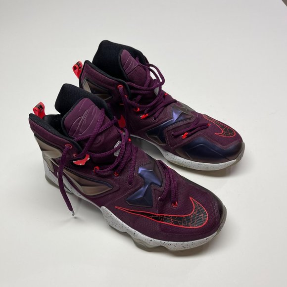 NIKE LEBRON XIII Written In The Stars Men's Size US 10.5 Mulberry 807219-500 - Picture 3 of 10